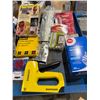 Image 2 : Disposable gloves, fasteners, and other