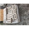 Image 1 : Facebook 60 rock Face brick