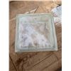Image 1 : 120 pieces of 8 x 8 glass block