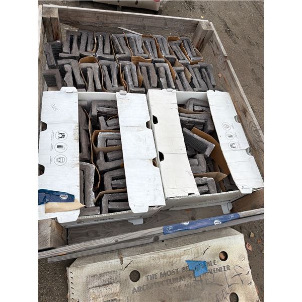 40 lineal feet black Rundle Stackstone