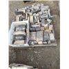 Image 1 : 25 millennial feet black Rundle country ledgem
