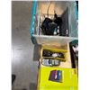 Image 1 : Office items