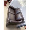 Image 2 : Love seat