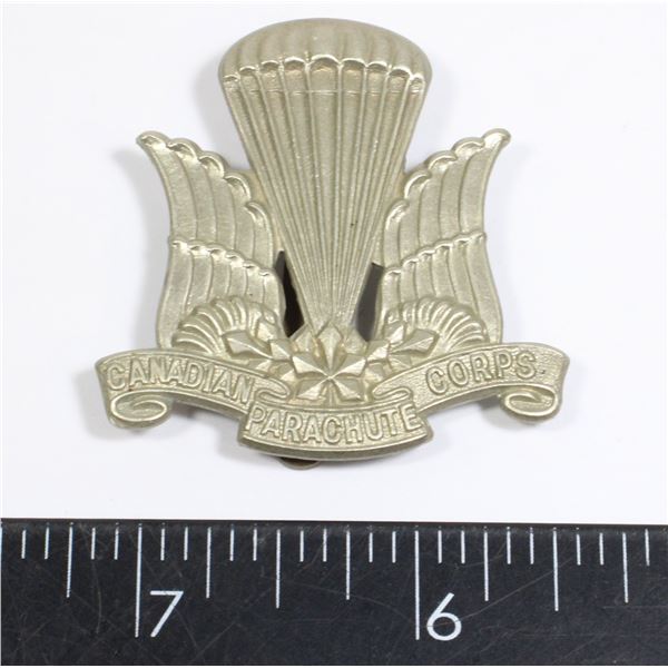 CANADIAN PARACHUTE CORPS CAP BADGE
