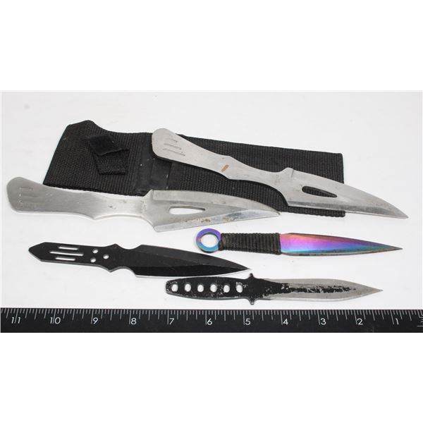THROWING KNIVES