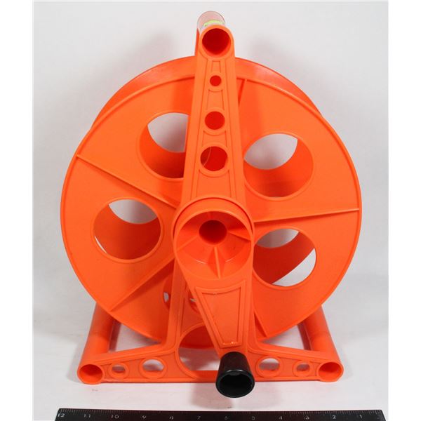 LIGHT DUTY HOSE/ CORD WIND UP REEL