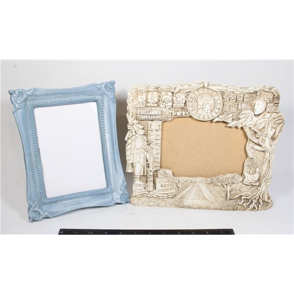 LOT OF MEXICO PICTURE FRAME AND BLUE PICTURE FRAME