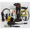 Image 1 : SMALL BOX OF MISC TOOLS
