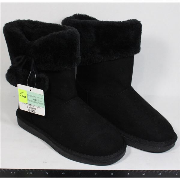 NEW SIZE MEDIUM KIDS BOOTS