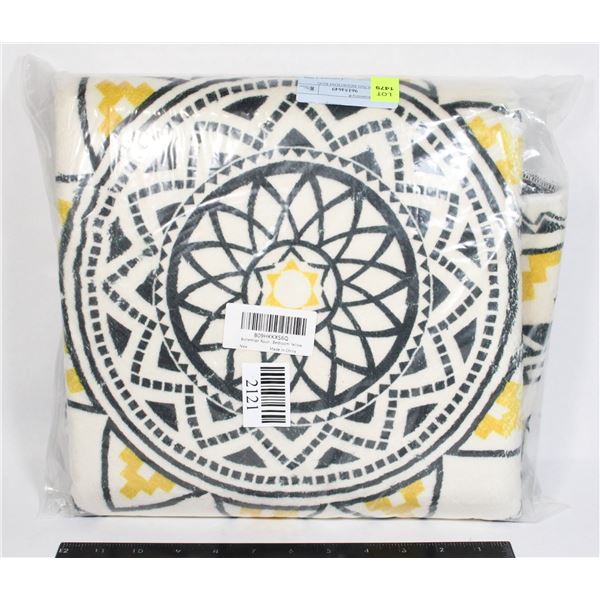 NEW ROUND BEDROOM RUG