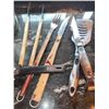 Image 4 : Cookware Set With Pots, Pans, Utensils, and Grill Tools