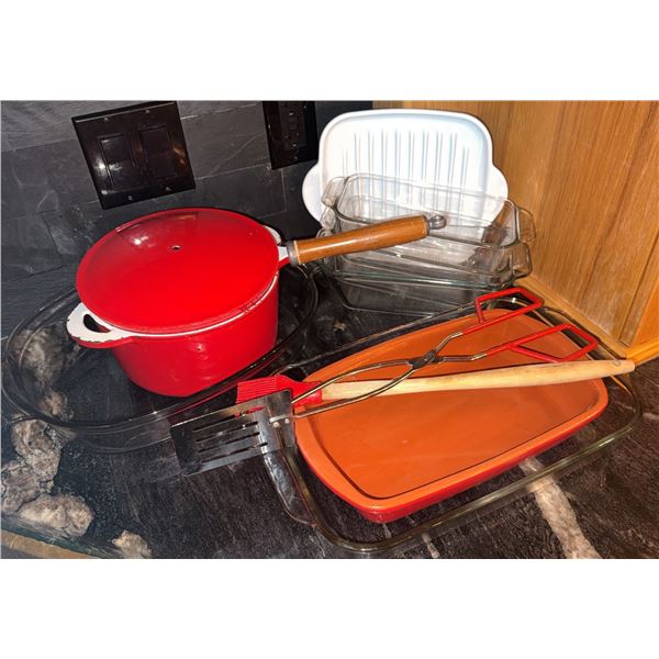 Bakeware and Cookware Lot Including Finesse 20 cm Red Enamel Cast Iron Pot