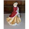 Image 2 : Royal Doulton Pretty Ladies Christmas Day 2012 Winter's Dream HN5546