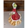 Image 4 : Royal Doulton Pretty Ladies Christmas Day 2012 Winter's Dream HN5546