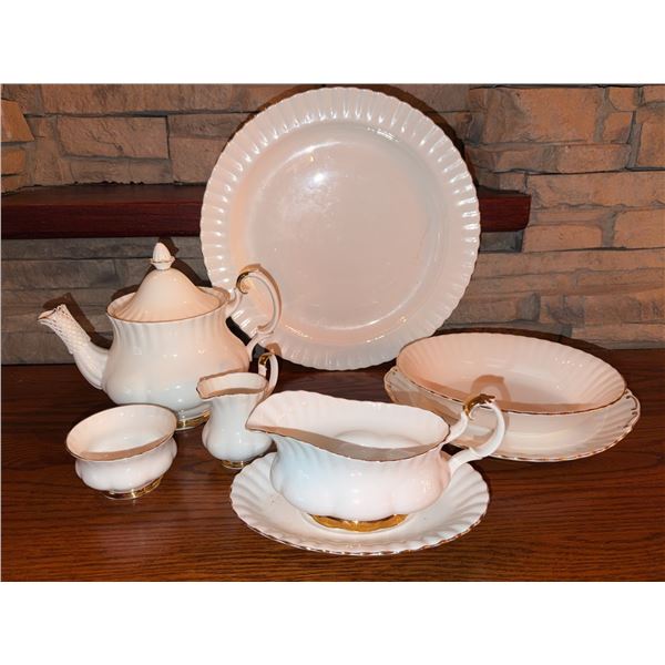 Royal Albert Val D'Or Bone China Set with Gold Trim