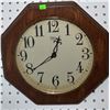 Image 3 : Decor Lot with Deko Quartz Wall Clock, Stained Glass Art Prints, and Decorative Items