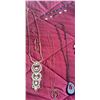 Image 3 : Costume Jewellery Lot with Necklaces, Bracelets, Earrings and Brooches