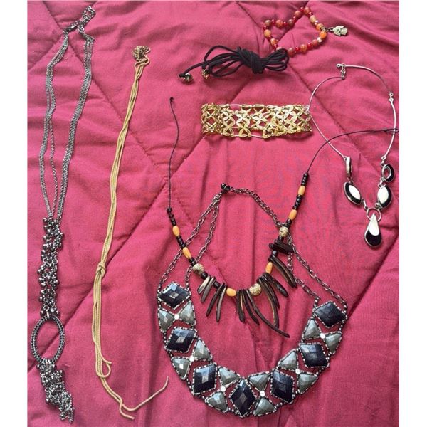 Fashion Jewelry Necklace and Bracelet Lot