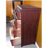Image 3 : Wooden Four-Drawer Chest with Curved Edges and Black Metal Pulls