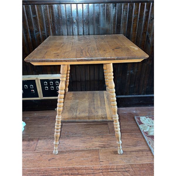 Square Oak Side Table with Turned Legs and Lower Shelf