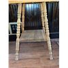 Image 3 : Square Oak Side Table with Turned Legs and Lower Shelf