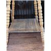 Image 5 : Square Oak Side Table with Turned Legs and Lower Shelf