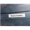 Image 4 : Mastercraft Mouse Sander with Hard Case and Sanding Pads