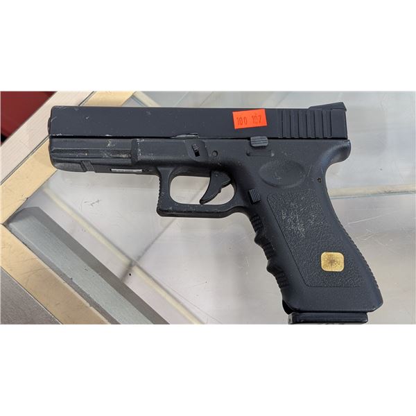 Airsoft Glock 17 Style Pistol Made in Taiwan Prop