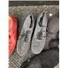 Image 3 : Women's Size 11 (42) Footwear, 5 Pairs, Including Slippers & Shoes