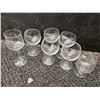 Image 1 : 7 Clear Glass Stemmed Wine Glasses