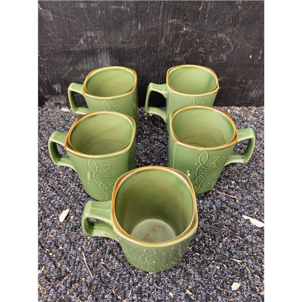 5 Style Eyes by Baum Bros Retro Collection Green Ceramic Mugs
