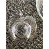 Image 3 : 4 Arcoroc France Clear Glass Apple-Shaped Bowls