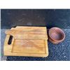 Image 1 : 2 Wooden Cutting Boards and 1 Wooden Bowl