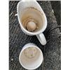 Image 4 : White Ceramic Pitcher, "Thanks Mom" Mug, and Metal Stand