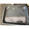 Image 12 : Kitchen Appliances and Cookware Lot