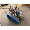 Image 2 : Desco Descobrader Walk-Behind Deck Descaling Machine