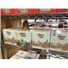 Image 1 : 14-Lilliput Lane Collector House w/Box - 14 X $