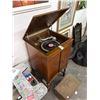 Image 3 : New Brunswick Mahogany Cabinet Record Truntable Stereo Cabinet