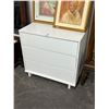 Image 1 : White Laquer 3 Drawer Chest