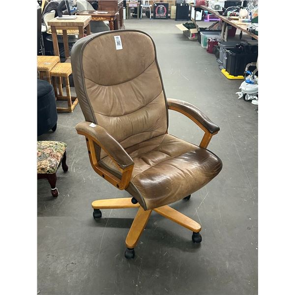 Oak w/Leather Secretarial Armchair