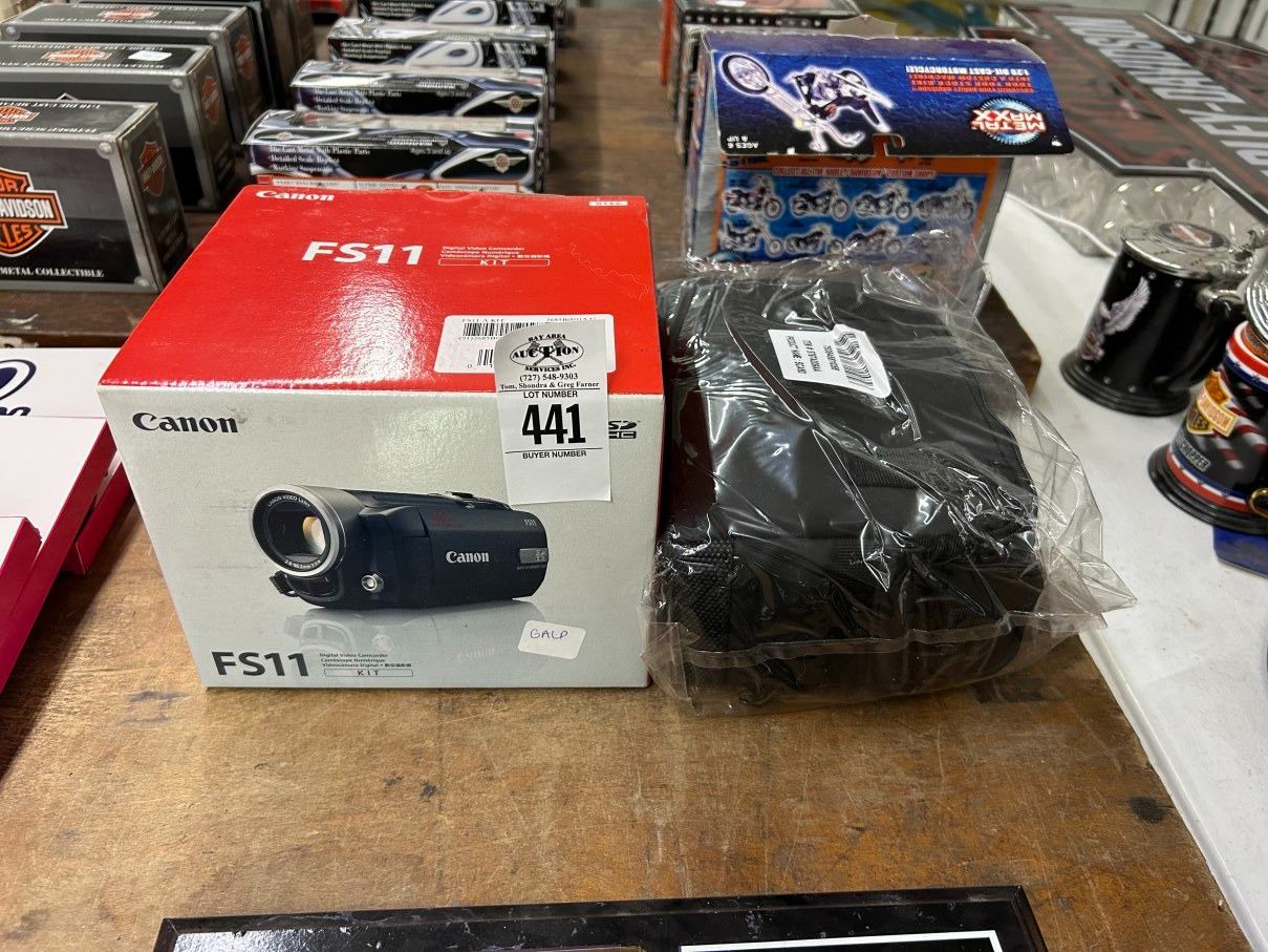Canon SF11 Mini Camcorder w/Bag