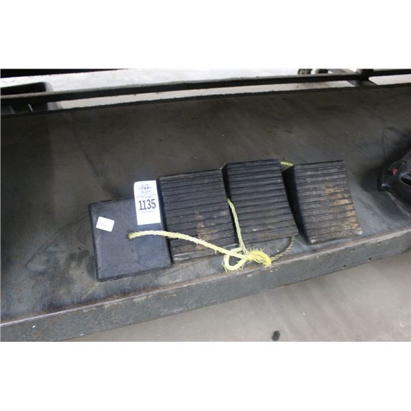 Tire Chucks - 4