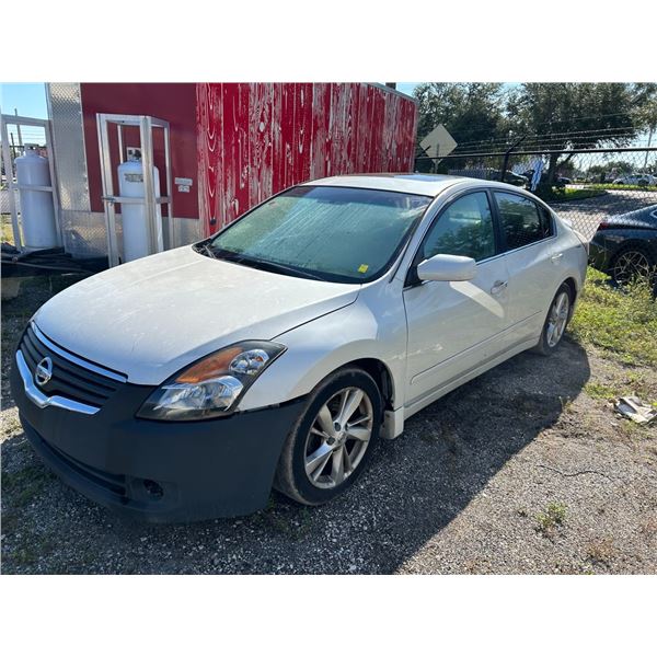 2009 Nissan Altima 2.5  SL  Sedan