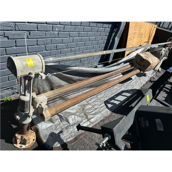 Hendrick  16'  Specialty Sliding Cut Saw