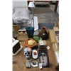 Image 2 : Decorator Skull, Halloween Décor, Vases, Desk Lamp