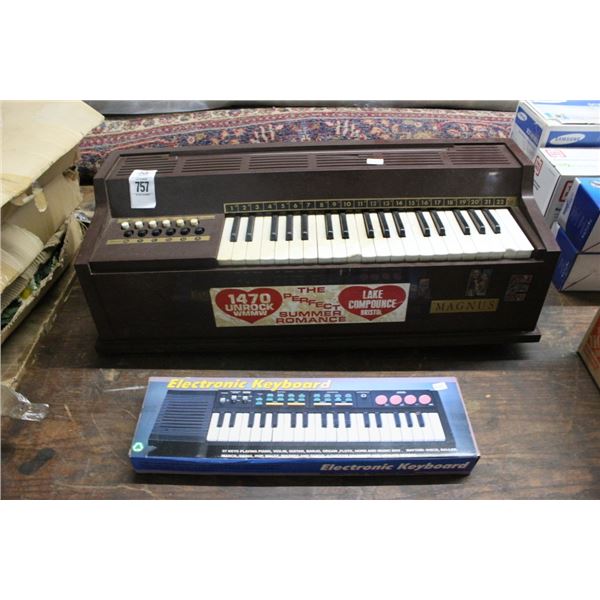Magnus Vintage Electronic Keyboard, Small Other