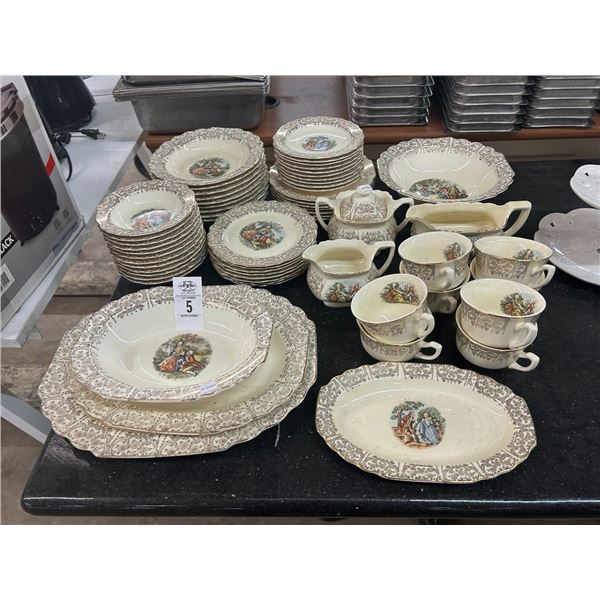Provincial Motif China Set