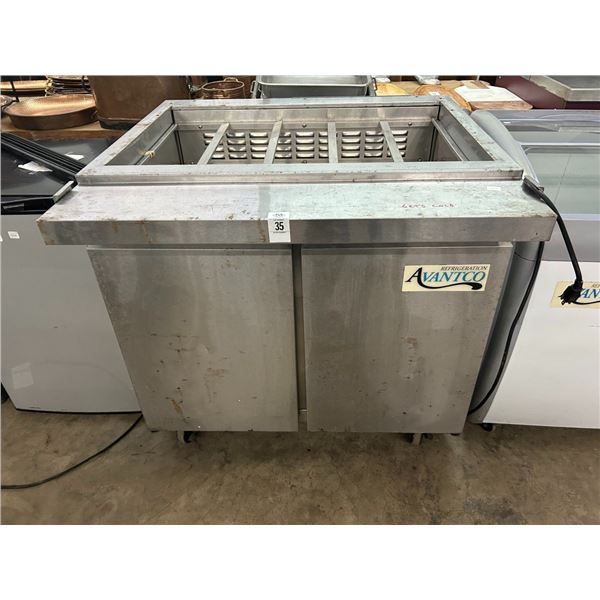 Avantco Rolling  3' Ref Sandwich Prep  - Missing Dome /Works