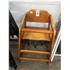 Image 1 : Oak High Chair