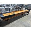 Image 3 : Hutson Shuffleboard Table - 16'